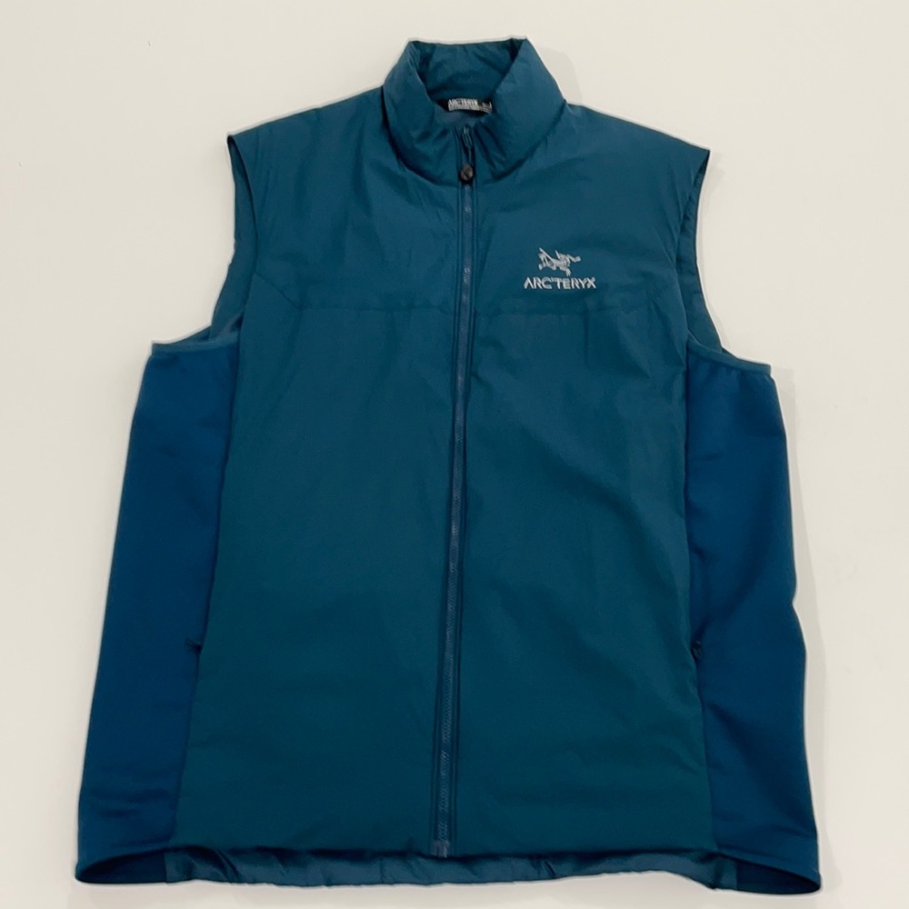 Arc’terxc Atom LT vest SZ L Colour Nereus